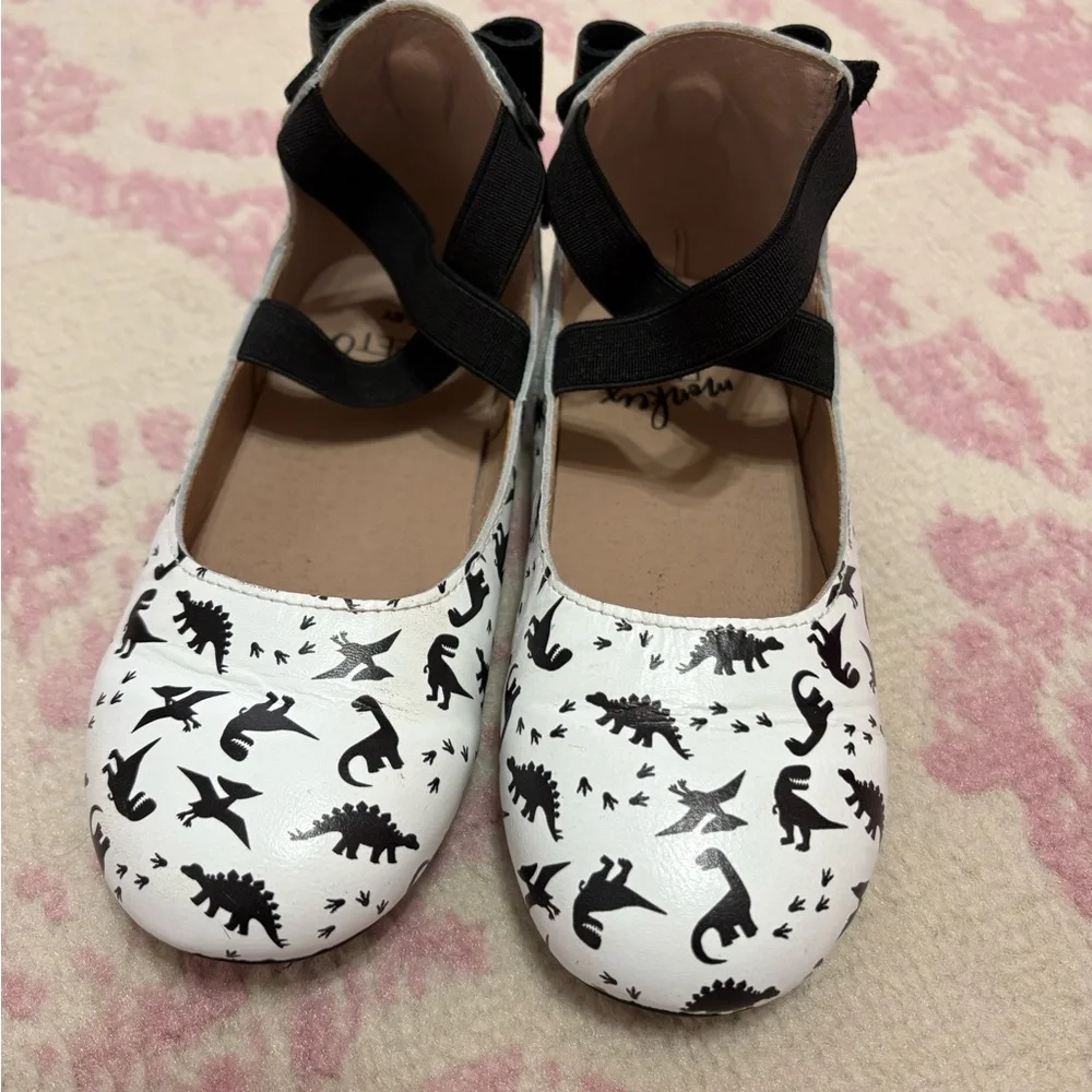 Monkey Feet White and Black Dinosaur Mary Jane Shoes with Bow